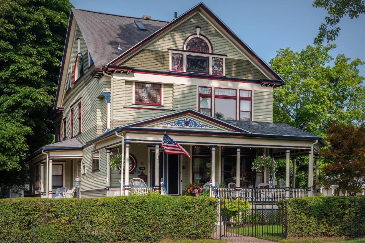 2W Lake Bed & Breakfast Skaneateles Bagian luar foto